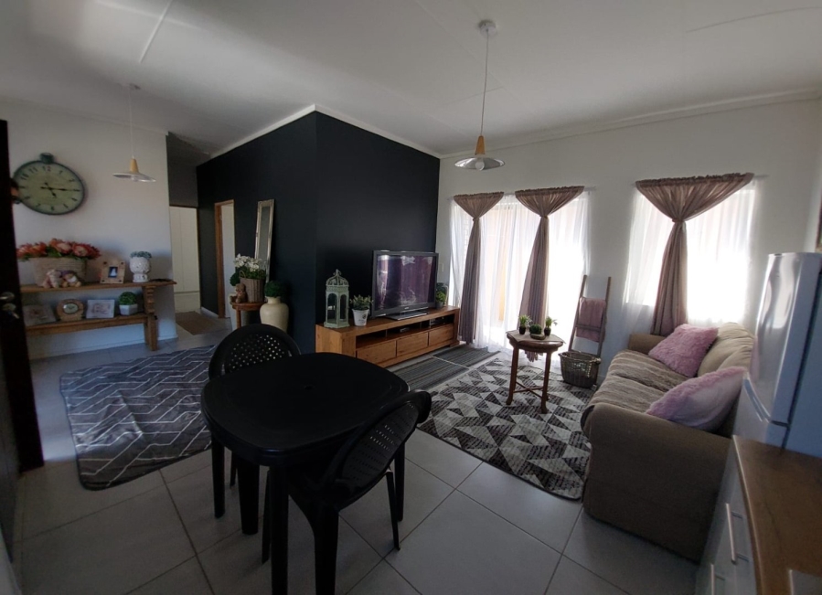 To Let 2 Bedroom Property for Rent in Mooikloof Country Estate Western Cape